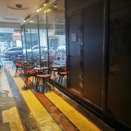 Old Center Apartament بوخارست المظهر الخارجي الصورة