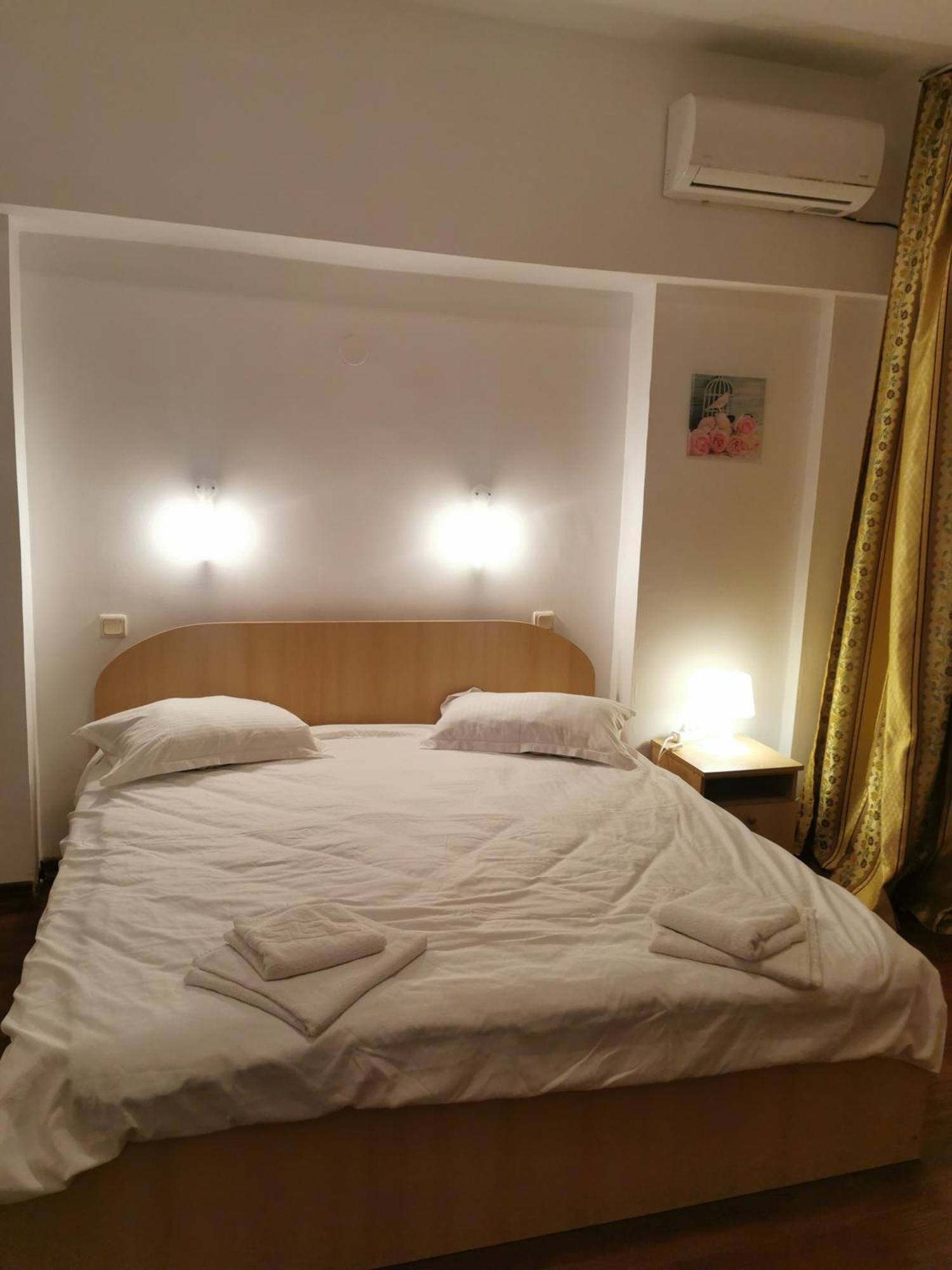 Old Center Apartament بوخارست المظهر الخارجي الصورة